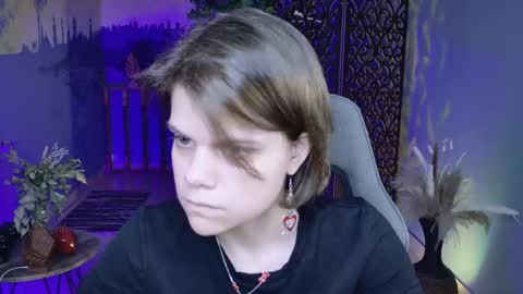 elliemurler online show from 10-07-25, 09:06