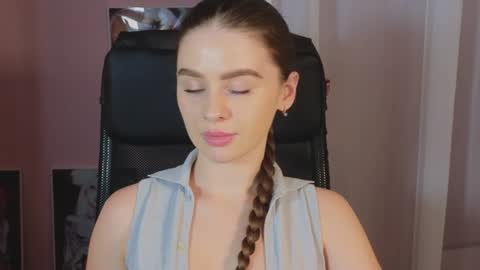 just Emily  online show from 12-24-24, 12:33