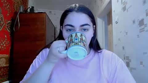 Ellie online show from 03-24-26, 06:40