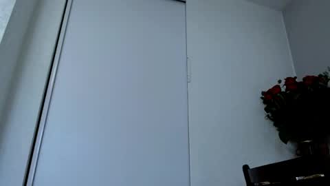 Ellie online show from 05-20-26, 06:41