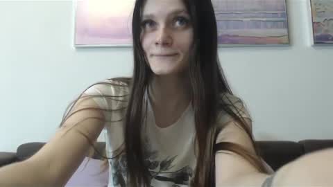 Snapshot of elliewalkersdreamgirl chatting on 01-16-25, 07:10 Effie1818 online show from 01-16-25, 07:10