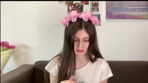 Snapshot of elliewalkersdreamgirl chatting on 03-11-25, 07:03 Effie1818 online show from 03-11-25, 07:03