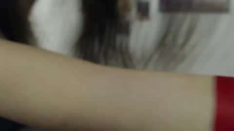 Snapshot of elliewalkersdreamgirl chatting on 03-12-25, 07:59 Effie1818 online show from 03-12-25, 07:59