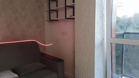 elliot_muscle04 online show from 10-18-25, 02:07