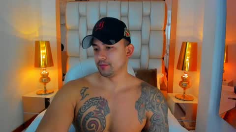 E L L I O T    V E L E Z online show from 12-15-24, 12:06