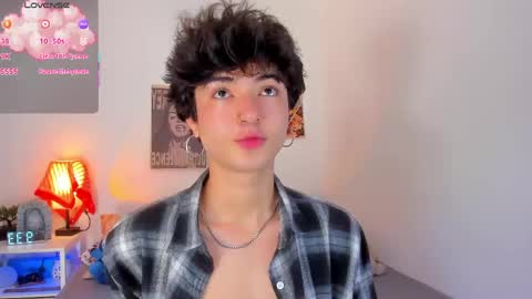 elliotvolkov online show from 05-07-26, 02:33