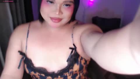 Ellise online show from 05-04-26, 04:30