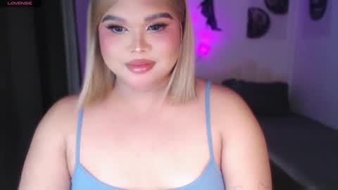 Ellise online show from 05-05-26, 03:42