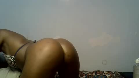 Snapshot of elllanna chatting on 02-25-25, 12:36 elllanna online show from 02-25-25, 12:36