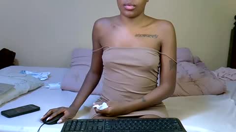 elllanna online show from 10-04-25, 10:08