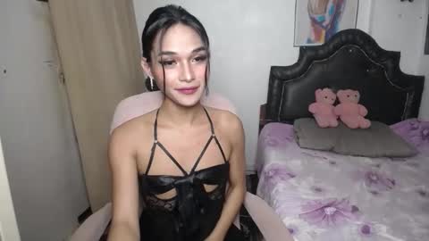 Snapshot of ellorrey chatting on 04-10-26, 05:01 ELLORREY online show from 04-10-26, 05:01