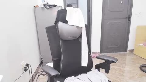 ellsa9x online show from 10-24-25, 03:03