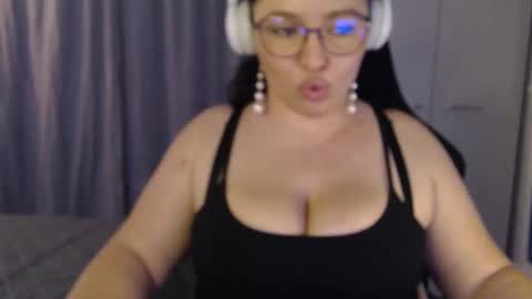 Snapshot of elly_denise chatting on 03-11-26, 09:48 Denise online show from 03-11-26, 09:48