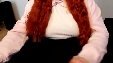 Elly online show from 05-11-26, 06:49