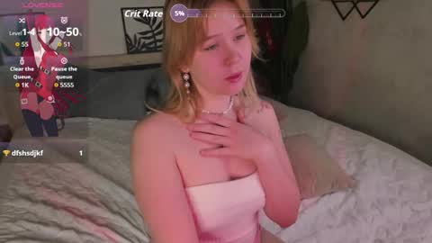 ellya_castro online show from 10-04-25, 12:30
