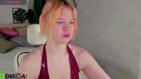 ellya_castro online show from 02-24-26, 12:30