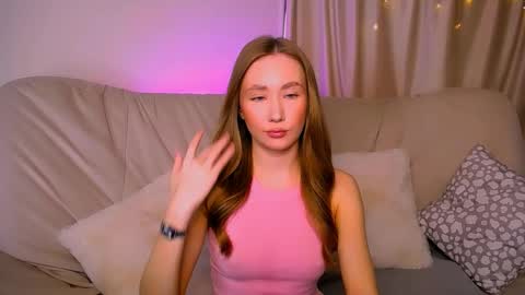 Snapshot of ellycolins_ chatting on 03-15-26, 03:23 Elly online show from 03-15-26, 03:23