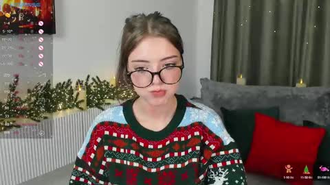 Snapshot of ellyford chatting on 12-11-24, 05:15 Elly online show from 12-11-24, 05:15