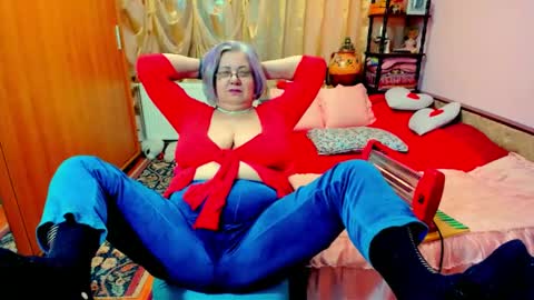 ellyhot53 online show from 12-26-24, 12:14