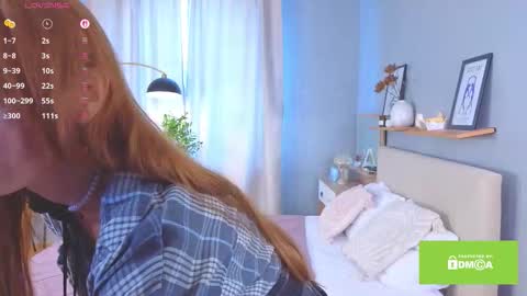 Snapshot of ellyl chatting on 09-26-25, 08:07 ellyl online show from 09-26-25, 08:07