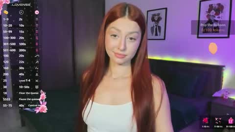 EllyPeach online show from 10-08-25, 12:25