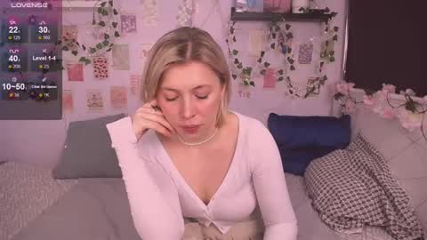 Snapshot of ellysunlover chatting on 03-03-25, 06:59 ELLY online show from 03-03-25, 06:59