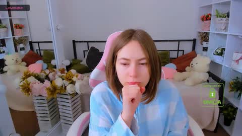 elma_lily online show from 02-01-26, 08:13