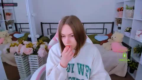 elma_lily online show from 02-05-26, 07:57