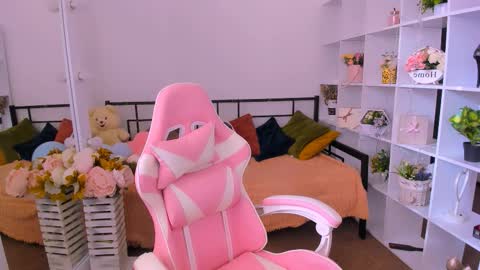 elma_lily online show from 02-10-26, 07:23