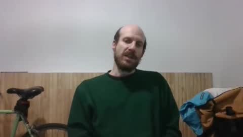 Snapshot of elmatirestrepo chatting on 04-25-26, 11:35 Mati Restrepo online show from 04-25-26, 11:35