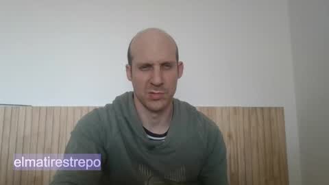 Snapshot of elmatirestrepo chatting on 05-19-26, 06:47 Mati Restrepo online show from 05-19-26, 06:47