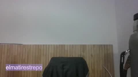 Snapshot of elmatirestrepo chatting on 05-22-26, 02:40 Mati Restrepo online show from 05-22-26, 02:40