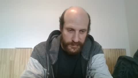 Snapshot of elmatirestrepo chatting on 07-15-26, 06:35 Mati Restrepo online show from 07-15-26, 06:35
