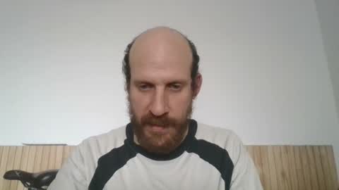 Snapshot of elmatirestrepo chatting on 07-21-26, 01:57 Mati Restrepo online show from 07-21-26, 01:57