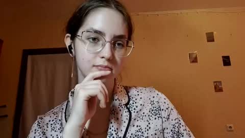 Kate online show from 04-30-26, 09:04