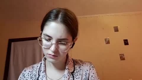 Kate online show from 05-06-26, 07:24