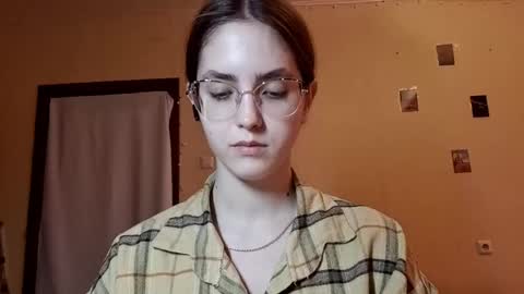 Kate online show from 05-11-26, 01:17