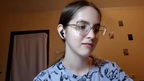 Kate online show from 05-22-26, 02:33