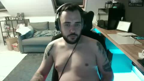 Elmo online show from 10-17-25, 11:29