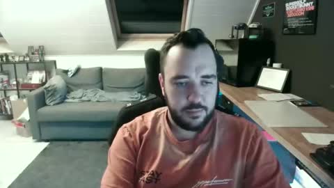 Elmo online show from 10-26-25, 08:15