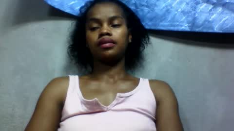 elodie228680 online show from 05-17-26, 03:48