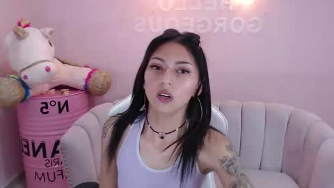 Elody  online show from 02-11-25, 06:30