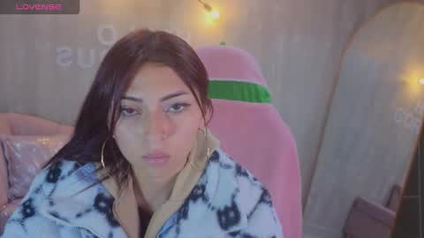 Elody  online show from 02-05-26, 03:22