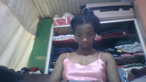 elodynarcisse online show from 02-08-26, 06:06