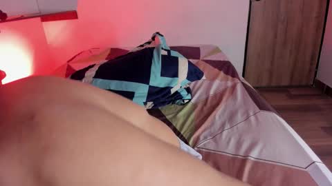 Elois online show from 02-12-26, 01:00