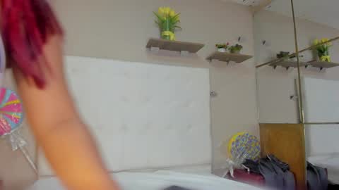 eloisa_ferrer_ online show from 02-25-25, 02:25