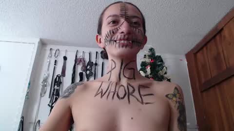 Snapshot of eloise_brown_ chatting on 12-10-24, 08:38 Chelsea Please help me to reach 100 thumbs up online show from 12-10-24, 08:38