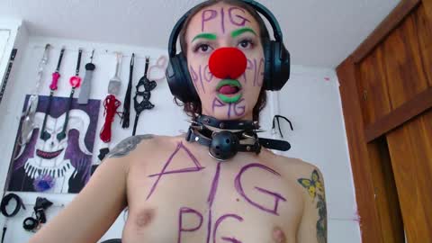 Snapshot of eloise_brown_ chatting on 02-27-25, 09:47 Chelsea Please help me to reach 100 thumbs up online show from 02-27-25, 09:47