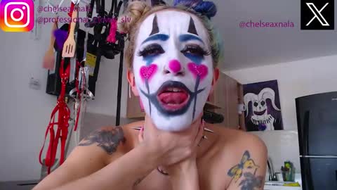 Snapshot of eloise_brown_ chatting on 09-25-25, 06:22 Chelsea Please help me to reach 100 thumbs up online show from 09-25-25, 06:22