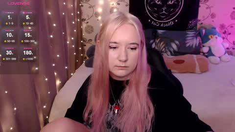 Snapshot of elovinora chatting on 12-02-24, 06:54 Ela give me a thumbs up if you like it and this is important for the development of the account online show from 12-02-24, 06:54